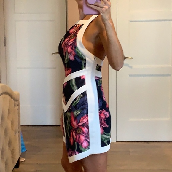 CAMEO FIRE START FLORAL MINI DRESS - SIZE XS/2 - Picture 8 of 15